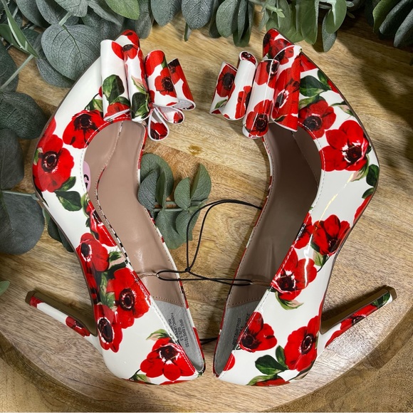 NEW Betsey Johnson - Prince Floral Print Bow Detail Pump 5.5 - Picture 6 of 15